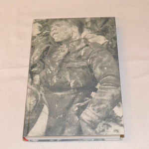 Teemu Keskisarja Raaka tie Raatteeseen